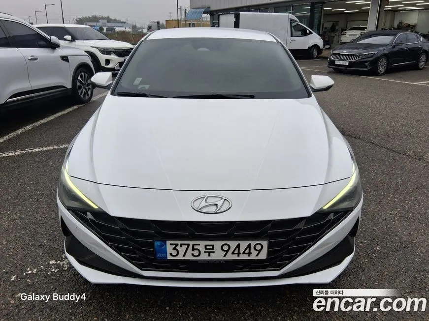 Hyundai AVANTE — фото 1
