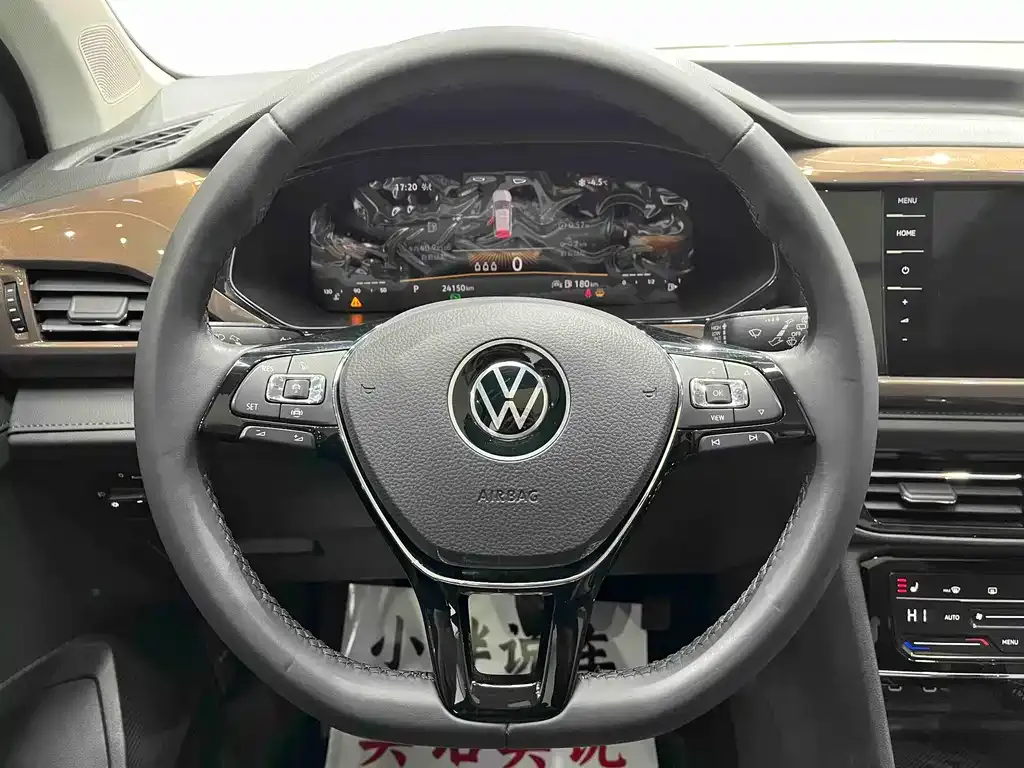 Volkswagen Tharu — фото 4