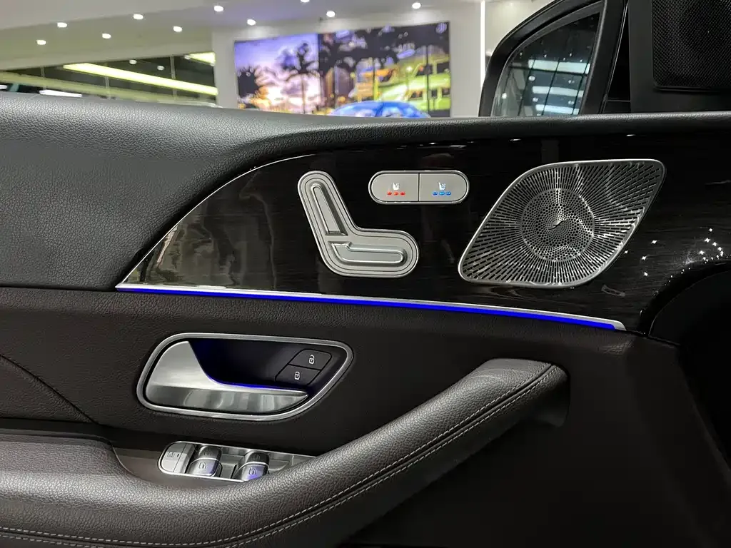 Mercedes-Benz GLE — фото 10