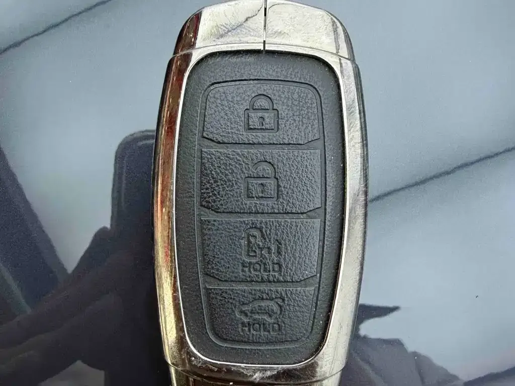 Hyundai Custo — фото 6