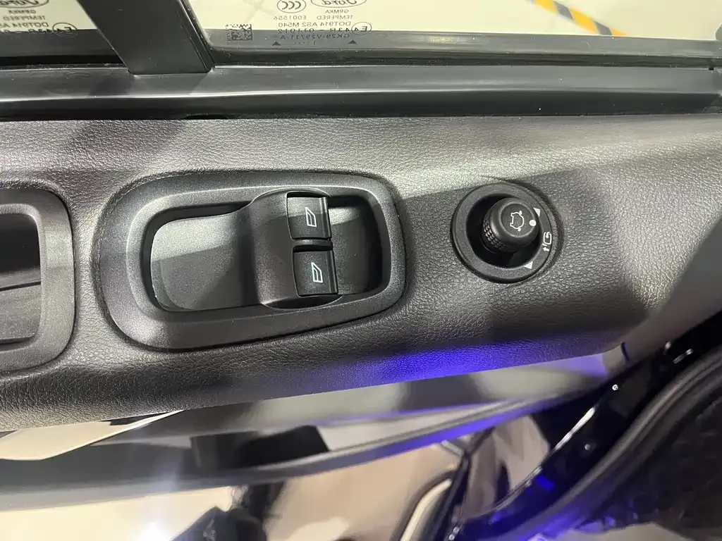 Ford Tourneo — фото 9