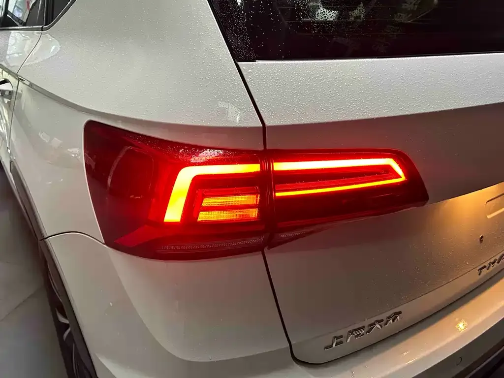 Volkswagen Tharu — фото 9