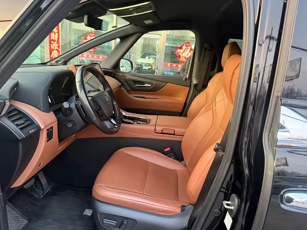 Toyota Vellfire — фото 5