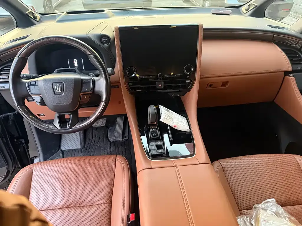 Toyota Vellfire — фото 2