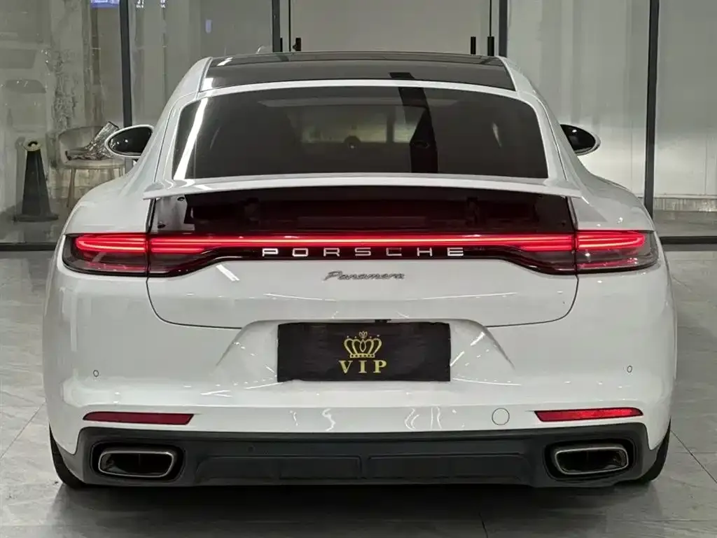 Porsche Panamera — фото 6