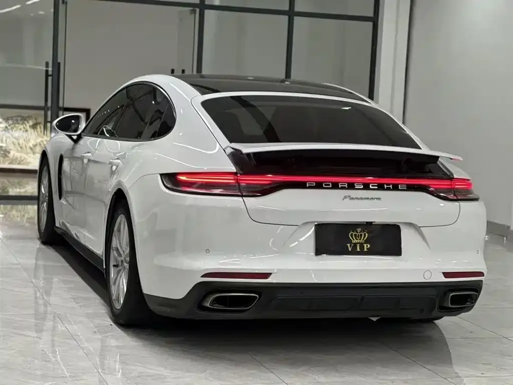 Porsche Panamera — фото 2