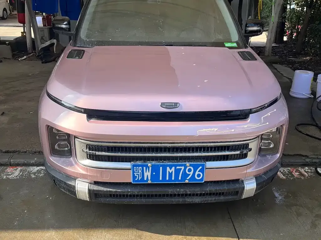 Geely Icon — фото 1