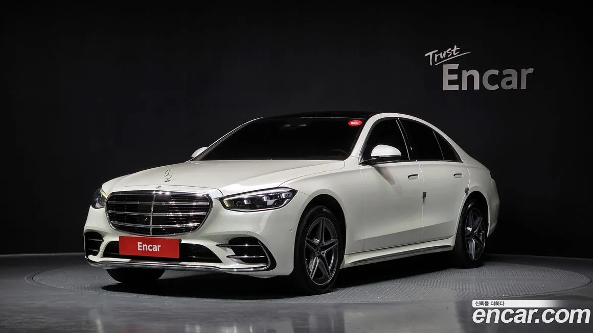 Mercedes-Benz S-Class — фото 1