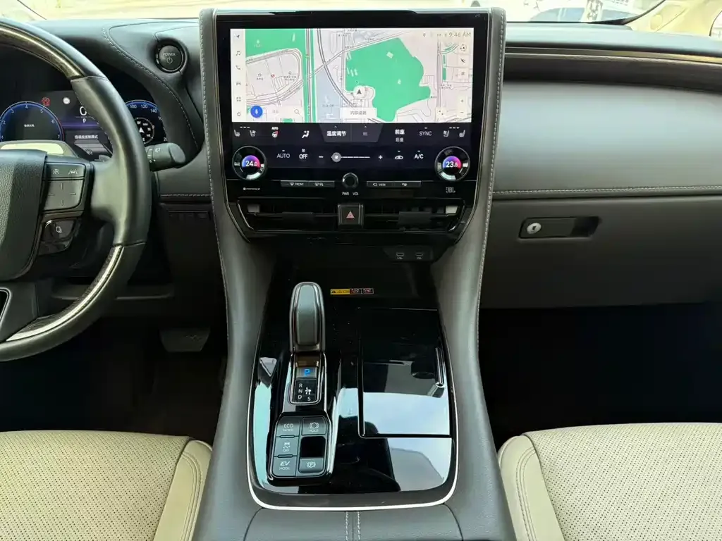 Toyota Vellfire — фото 10