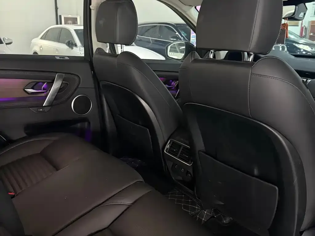 Land Rover Discovery Sport — фото 10
