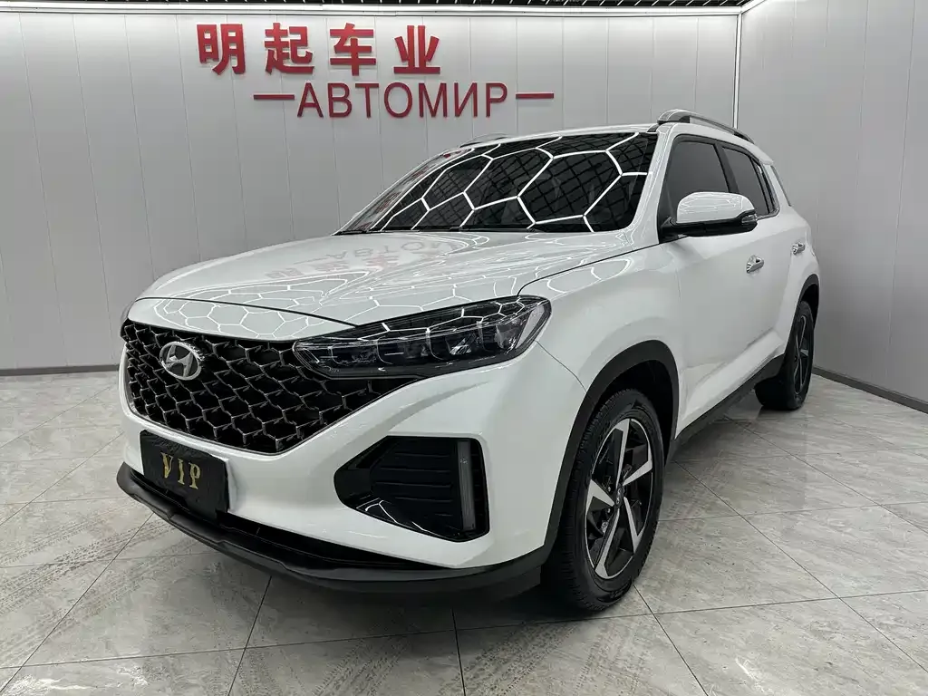 Hyundai ix35 — фото 1