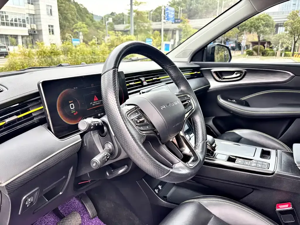 Roewe RX5 New Energy — фото 2