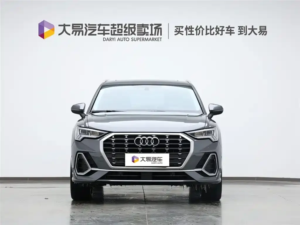 Audi Q3 — фото 8