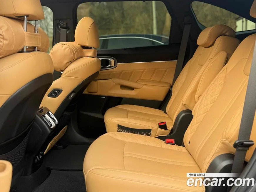 Kia Sorento — фото 5