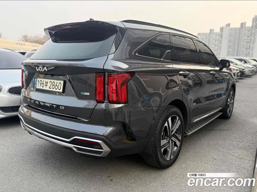 Kia Sorento — фото 10