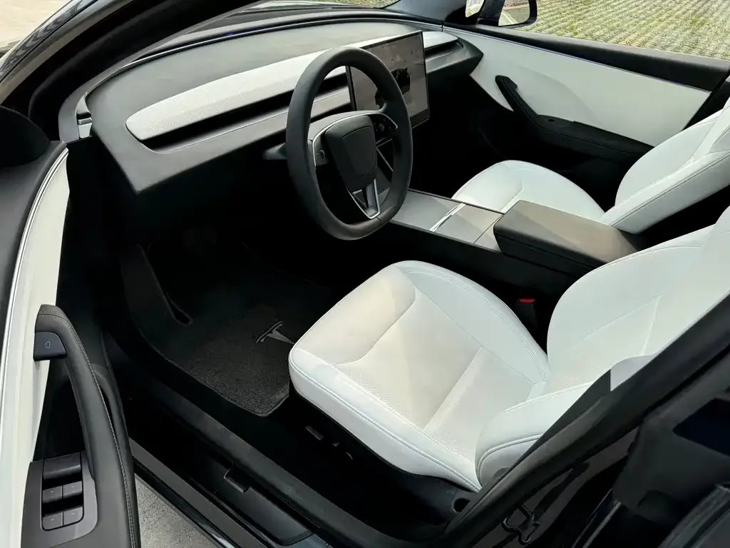 Tesla Model 3 — фото 5