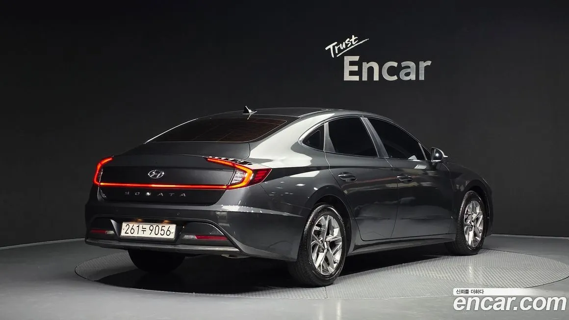Hyundai Sonata — фото 2