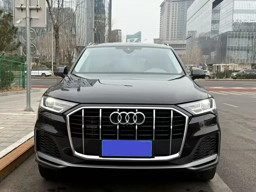 Audi Q7 — фото 3