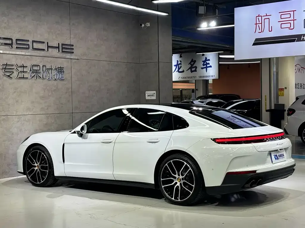 Porsche Panamera — фото 5
