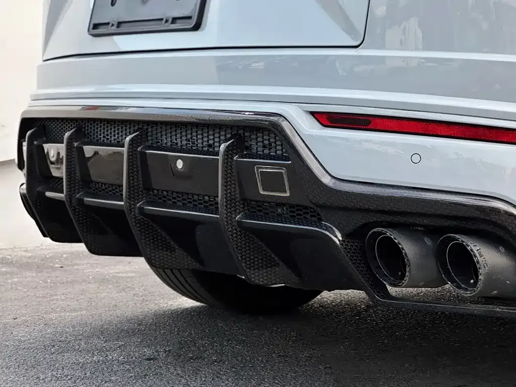 Lamborghini Urus — фото 9