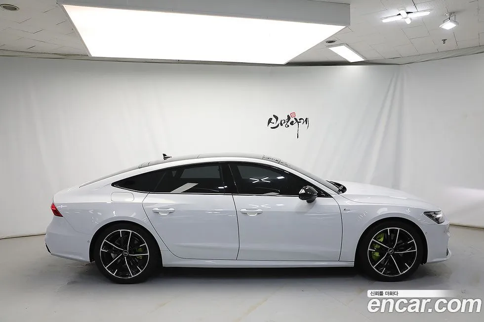 Audi A7 — фото 5