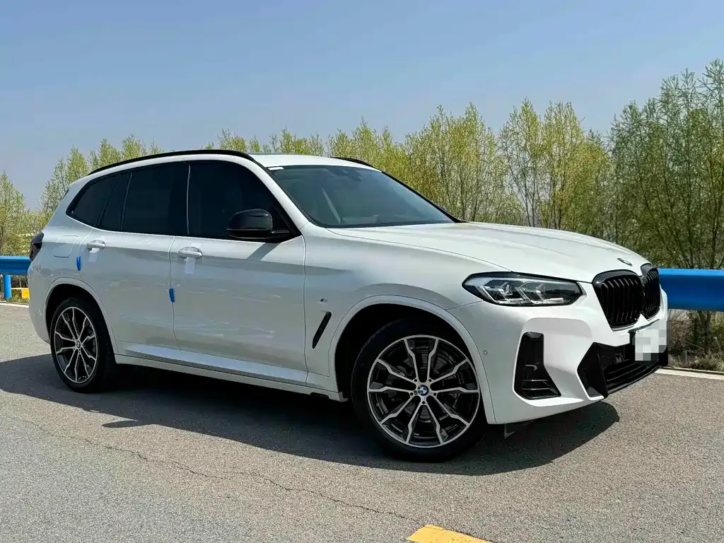 BMW X3 — фото 9
