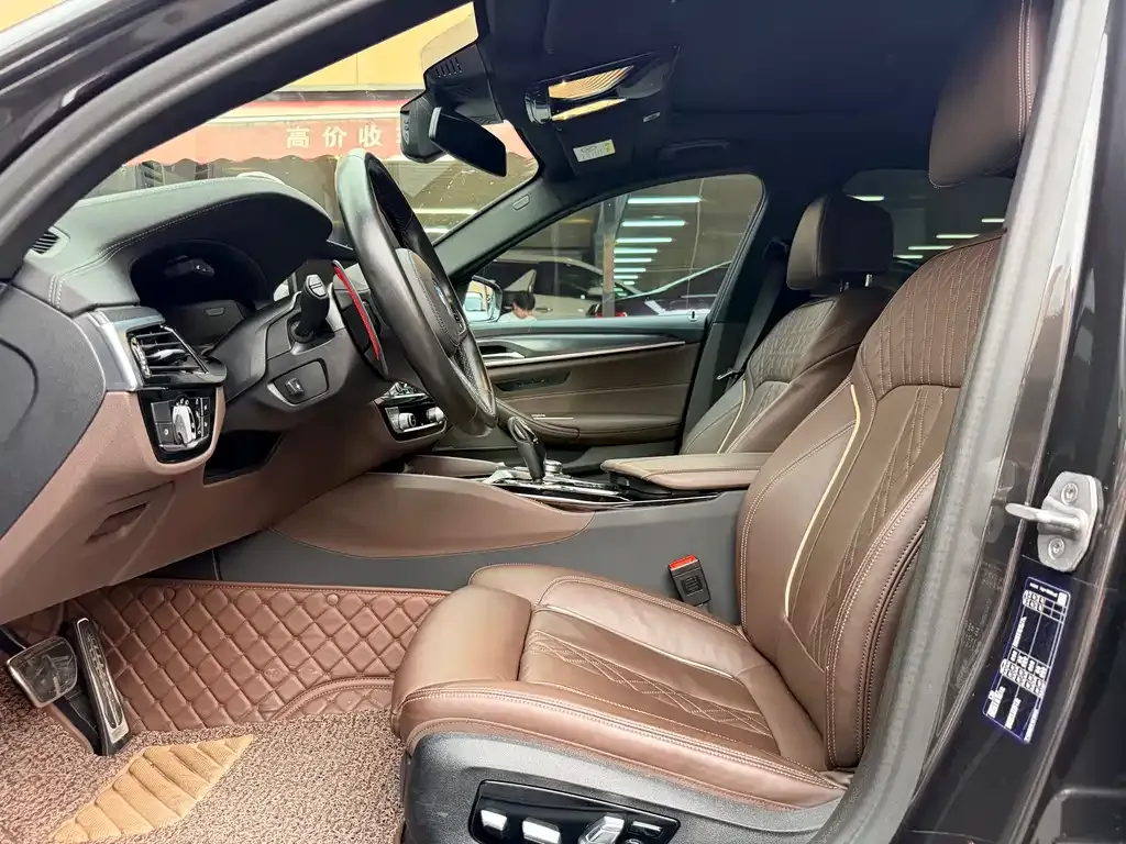BMW 5 Series (Import) — фото 9