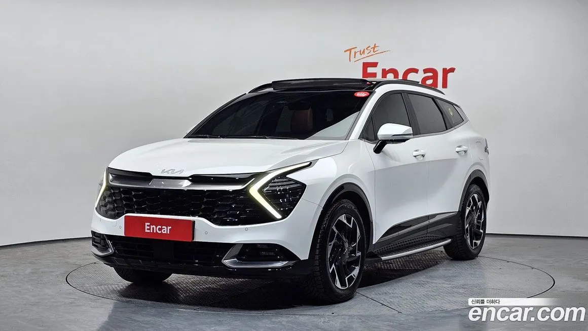 Kia Sportage — фото 1