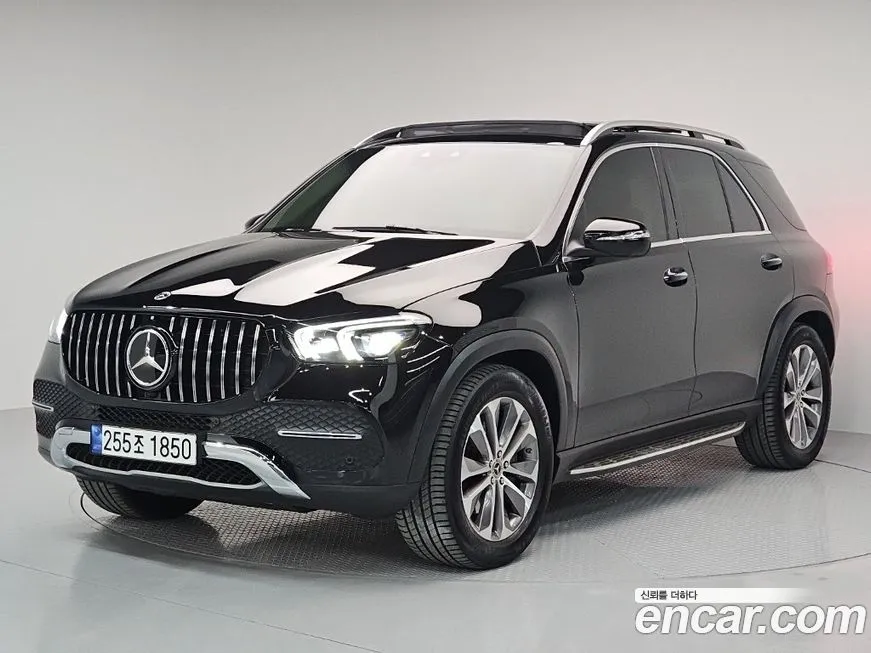 Mercedes-Benz GLE-Class — фото 1