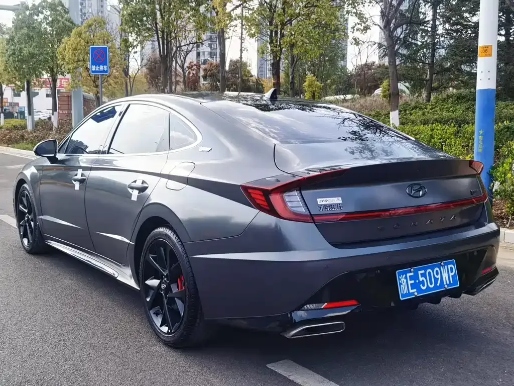 Hyundai Sonata — фото 10