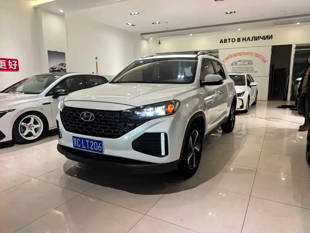 Hyundai ix35 — фото 1