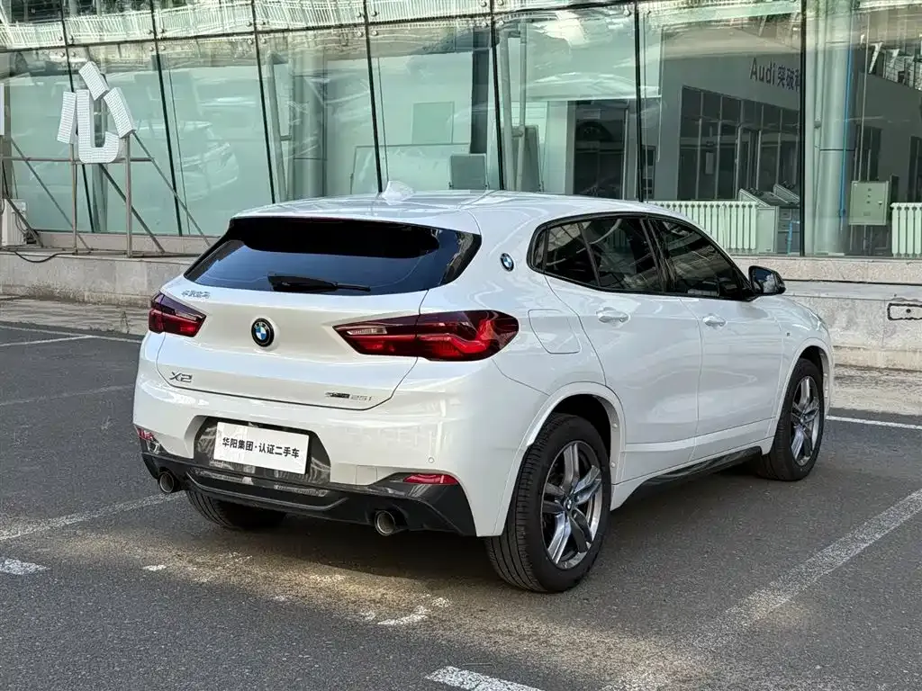 BMW X2 — фото 7