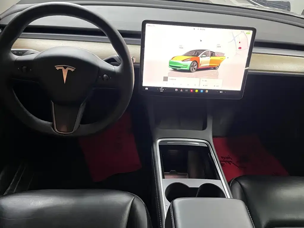 Tesla Model 3 — фото 4