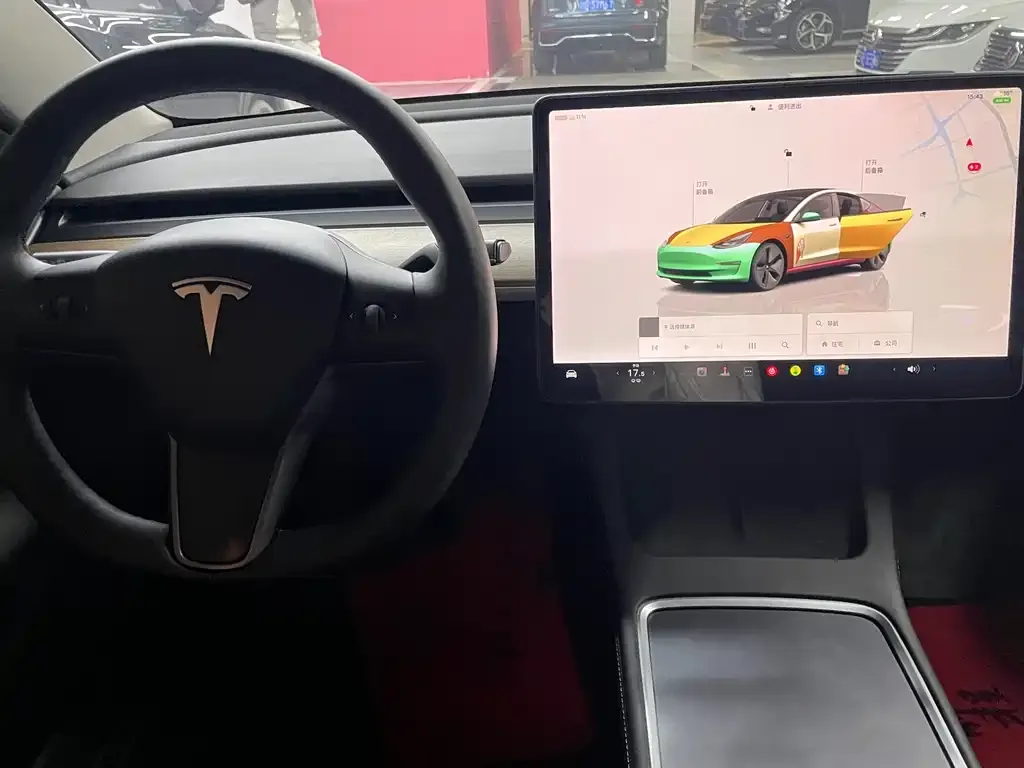 Tesla Model 3 — фото 3