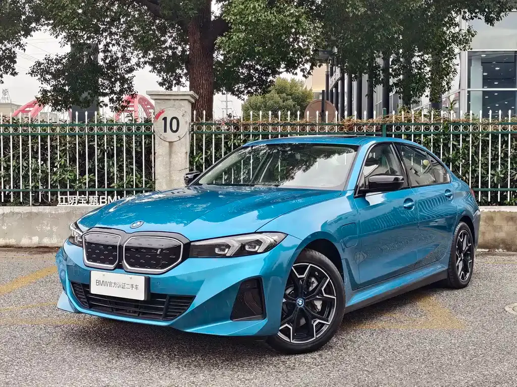 BMW i3 — фото 1