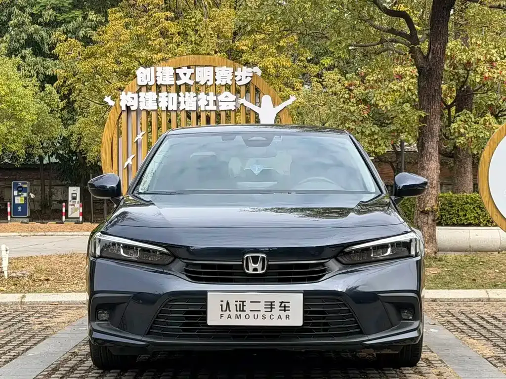 Honda Civic — фото 8