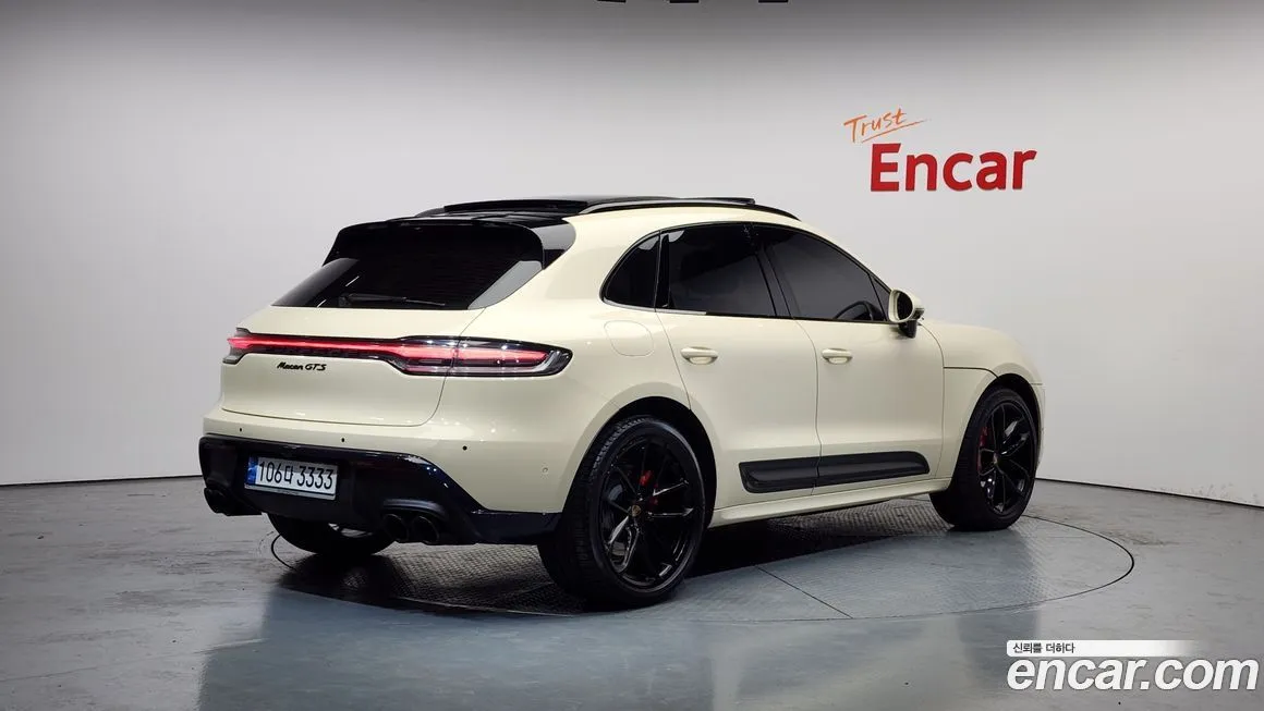 Porsche Macan — фото 3