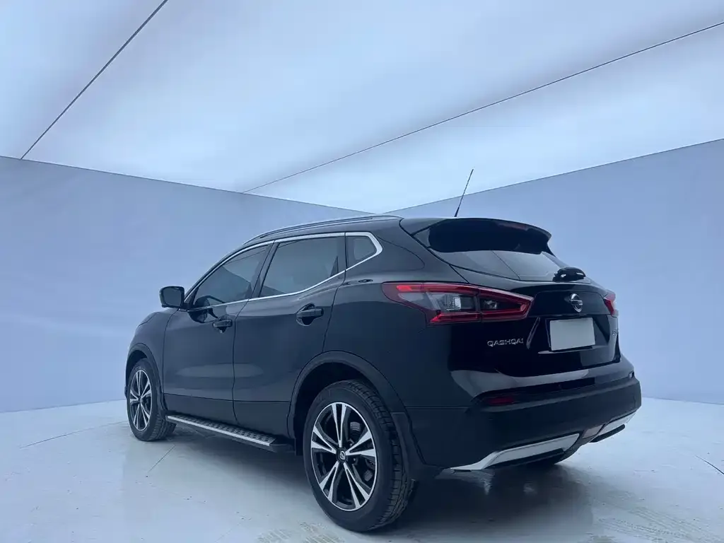 Nissan Qashqai — фото 3