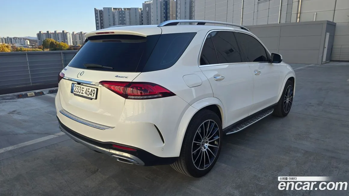 Mercedes-Benz GLE-Class — фото 8