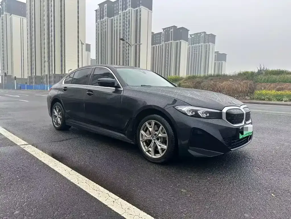 BMW i3 — фото 1