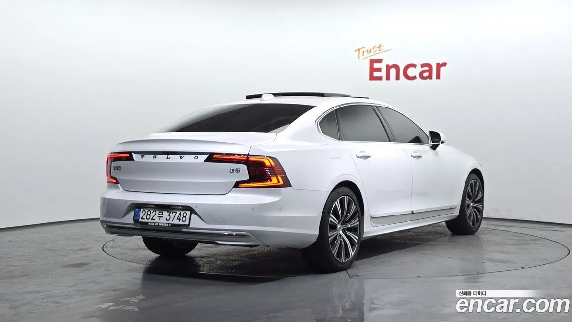 Volvo S90 — фото 2