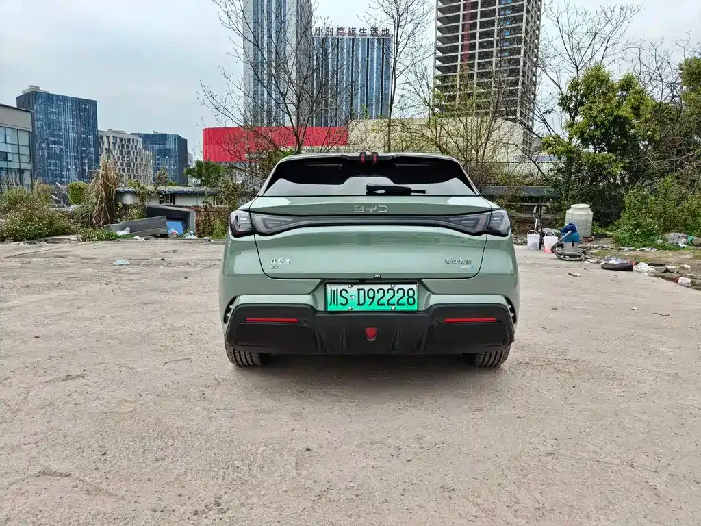 BYD Seal 06GT — фото 10