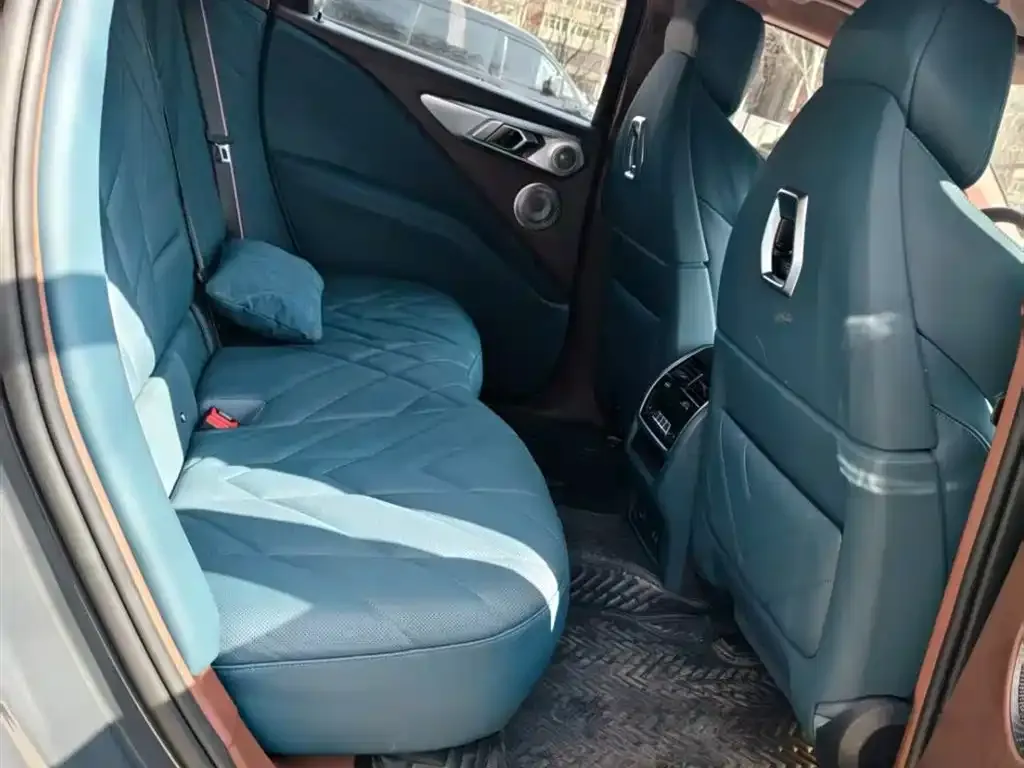 BMW XM — фото 2