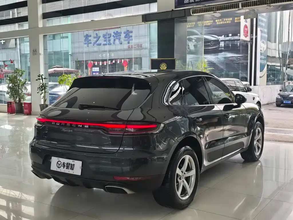 Porsche Macan — фото 6
