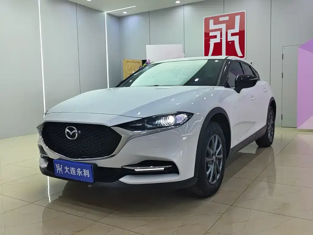 Mazda CX-4 — фото 1