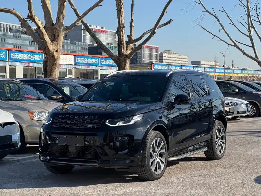Land Rover Discovery Sport — фото 1