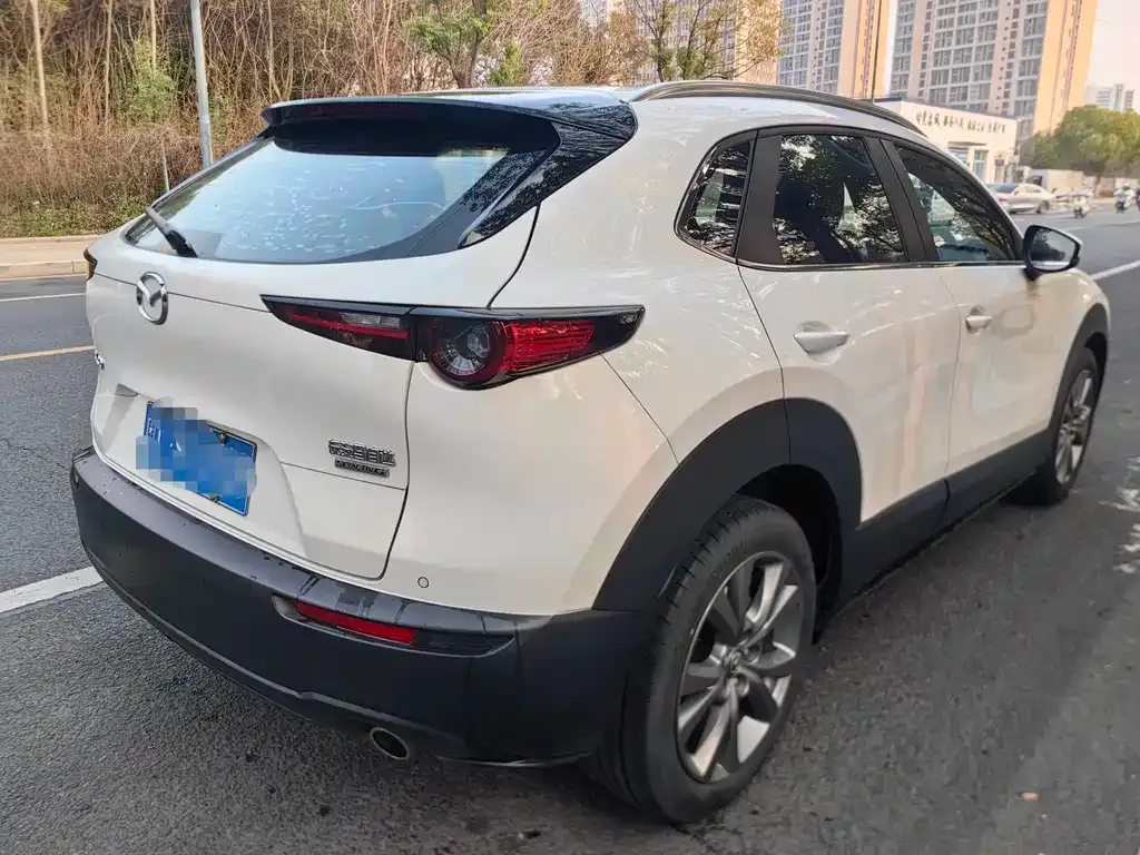 Mazda CX-30 — фото 10