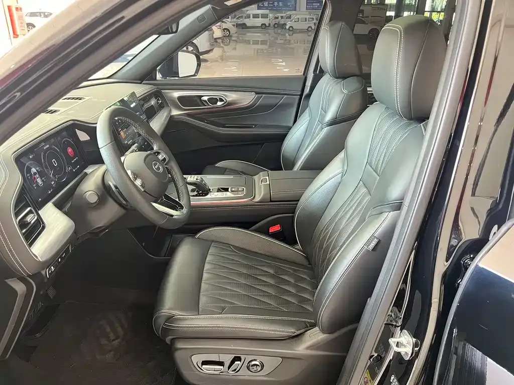 GAC Motor Trumpchi GS8 — фото 6