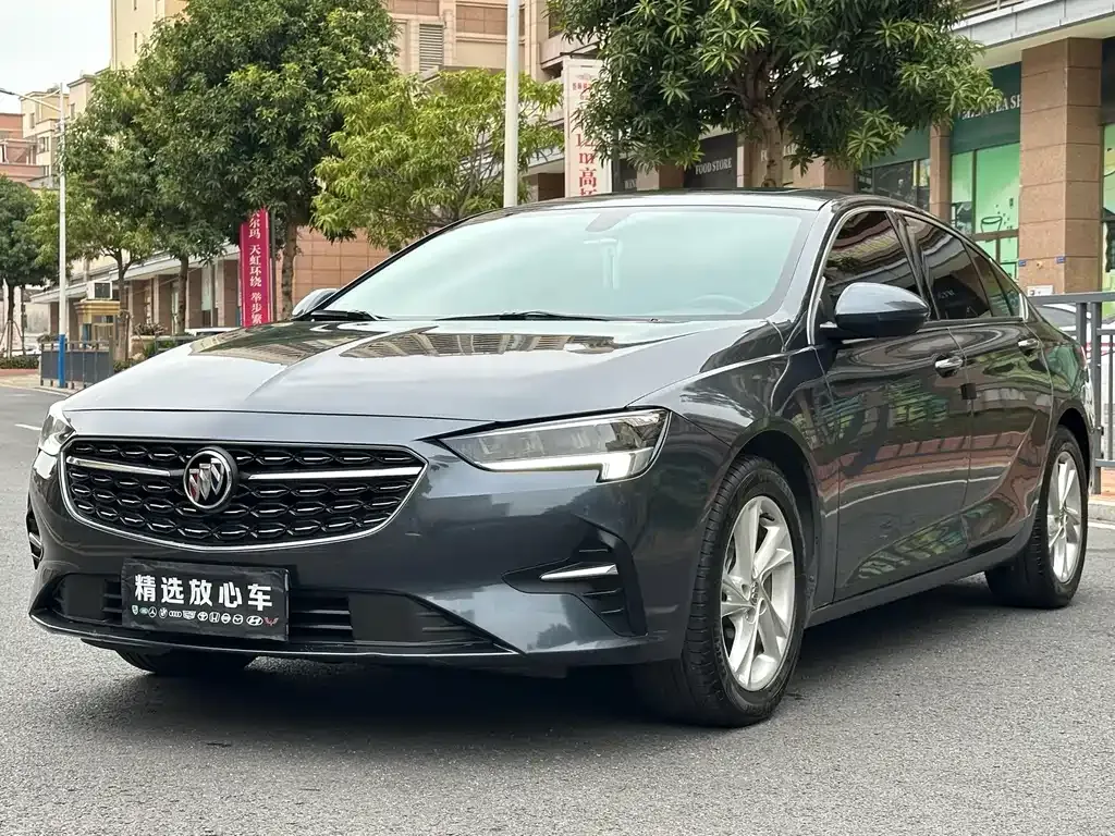 Buick Regal — фото 1