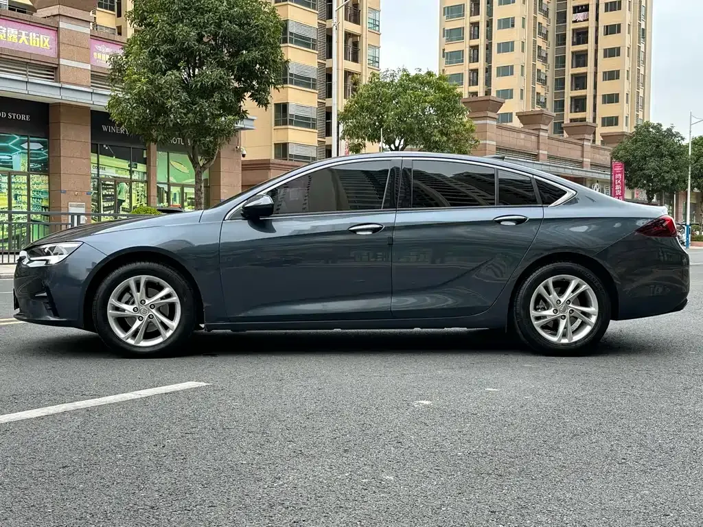 Buick Regal — фото 9